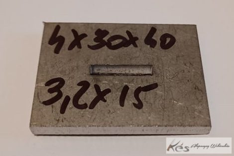 Baknianyag 4x30x40(3,2x15)mm 1.4301 Saválló acél