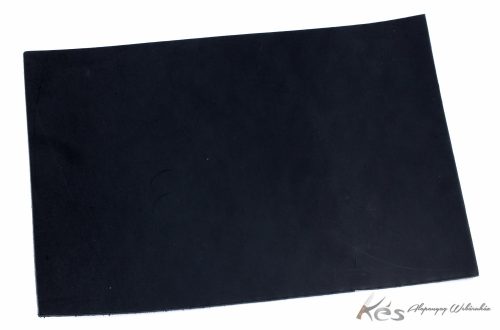 Bőr anyag 3+x300x350mm Fekete színűre festett növenyi cserésű marhabőr