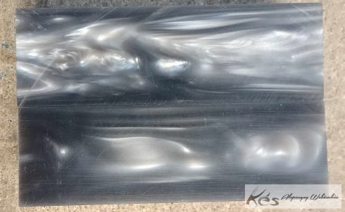 Kirinite Black Pearl tömb 33x49x130mm 